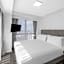 Meriton Suites Adelaide Street, Brisbane