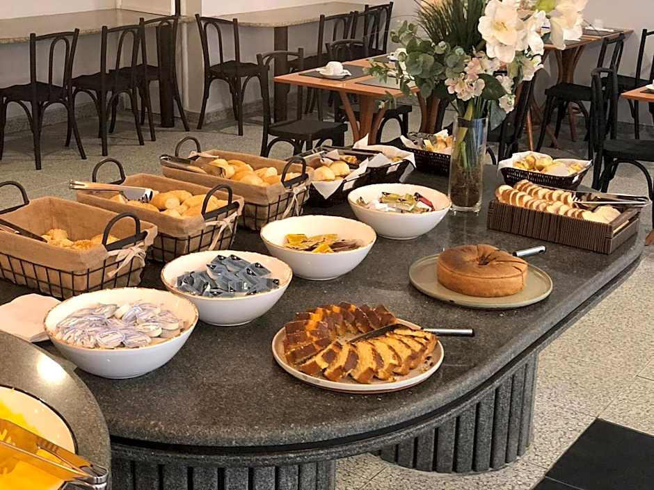 Regency Copacabana Hotel