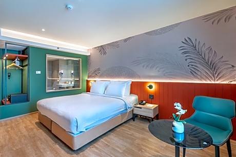 Superior King Room