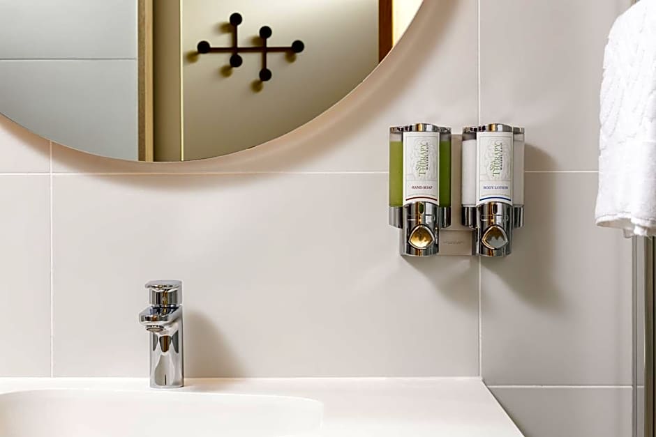 Hampton by Hilton London Old Street