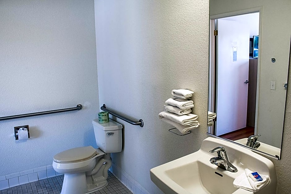 Motel 6-Ukiah, CA