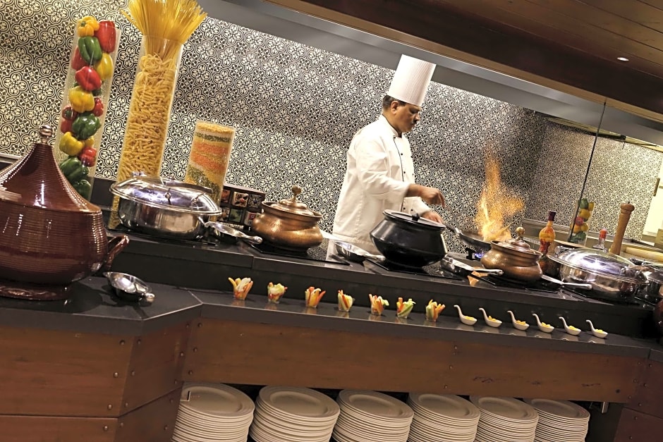 Grand Mercure Vadodara Surya Palace