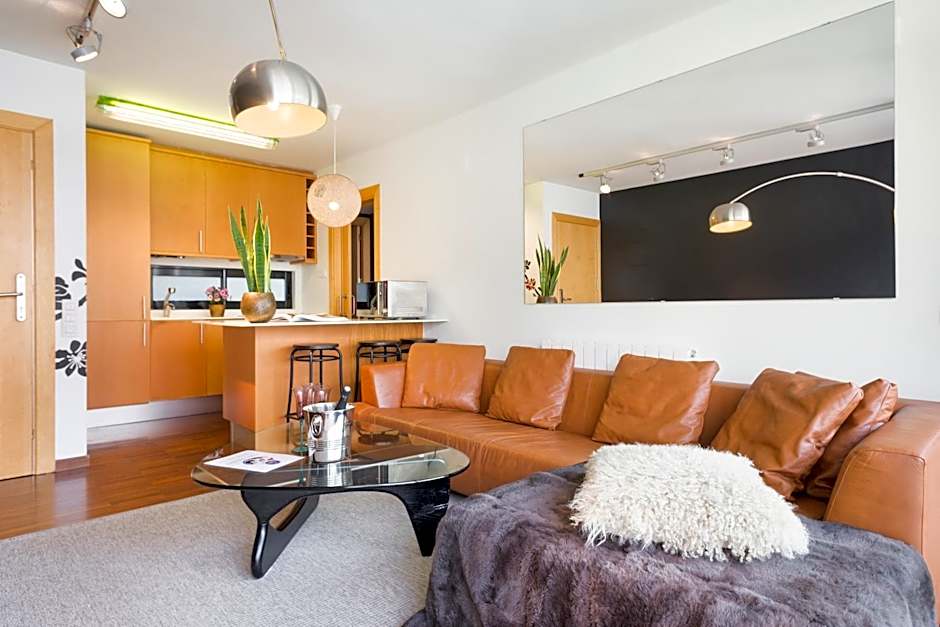 Apartment Barcelona Rentals - Sarria Apartments Near Center