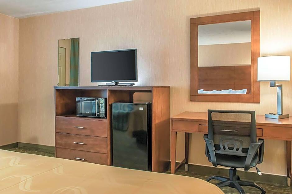 Quality Inn Bedford