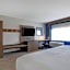 Holiday Inn Express & Suites - Detroit - Dearborn By IHG