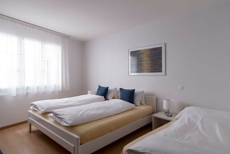 Apartment with Self-Catering and Lake View