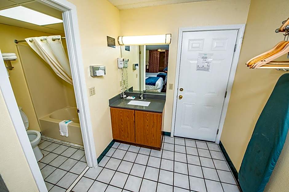River Place Inn & Cabins