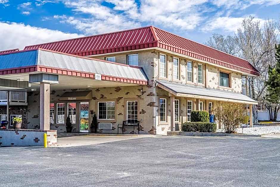 Montrose Valley Lodge