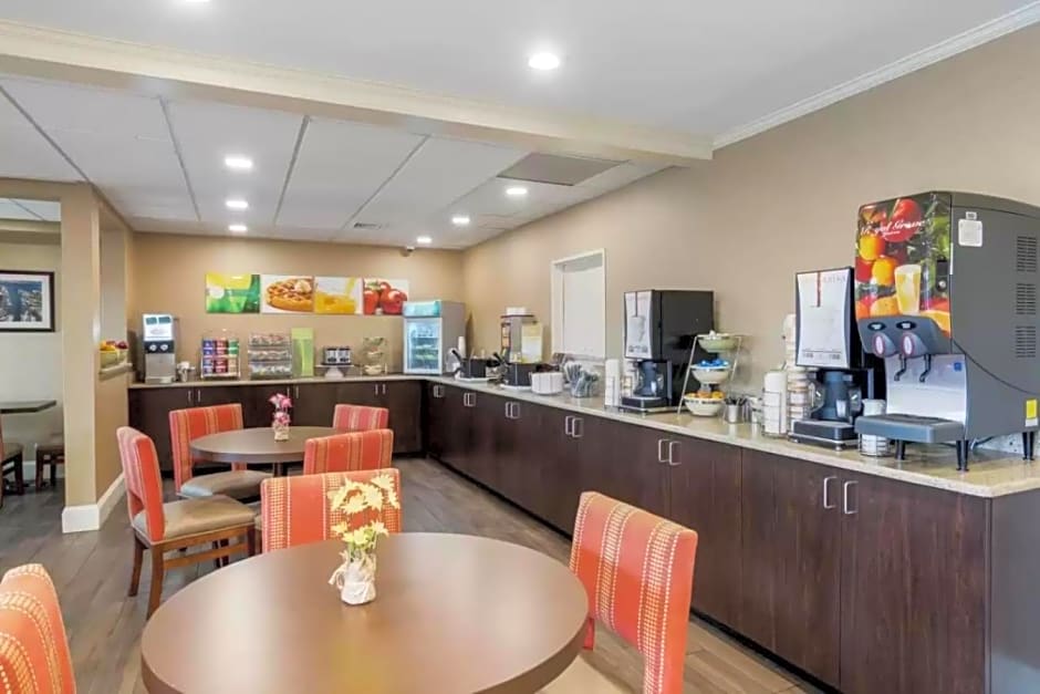 Quality Inn & Suites Ocean City Fenwick