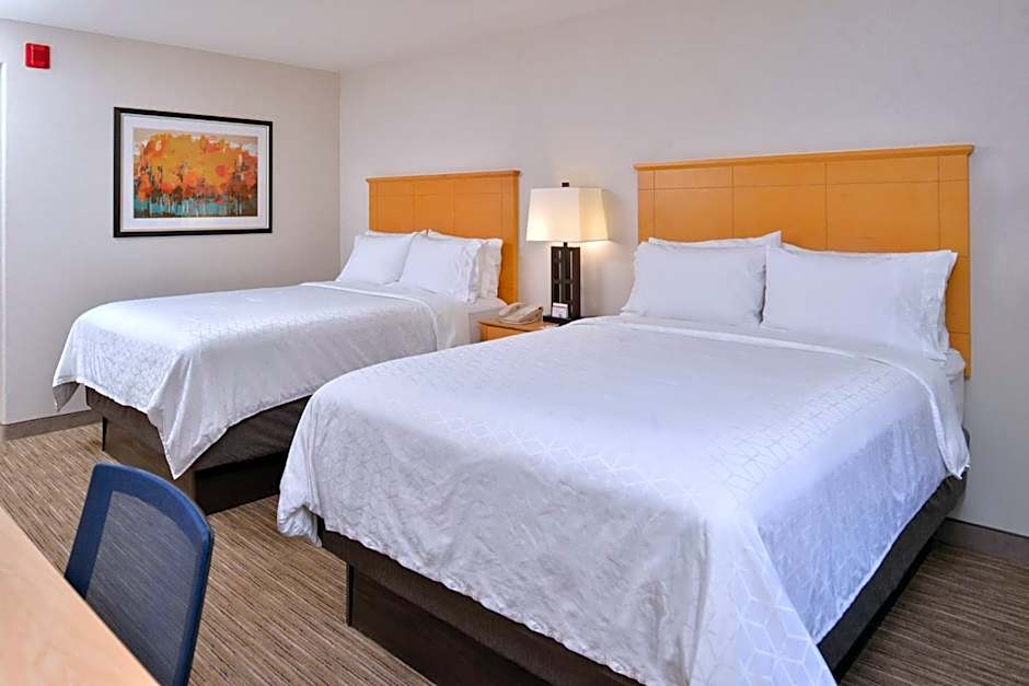 Holiday Inn Express Stockton Southeast By IHG