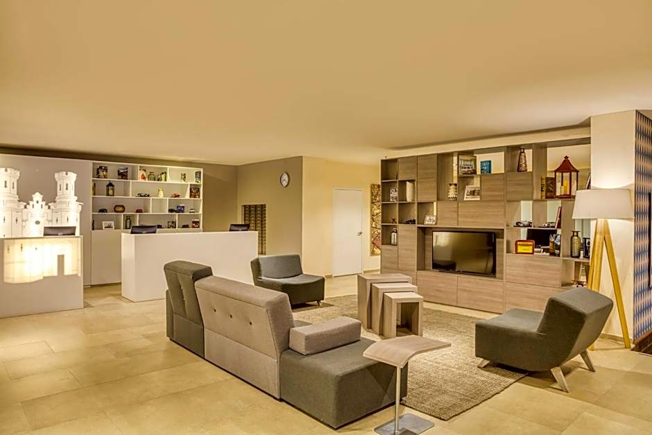 Fiesta Inn Express San Luis Potosi Oriente