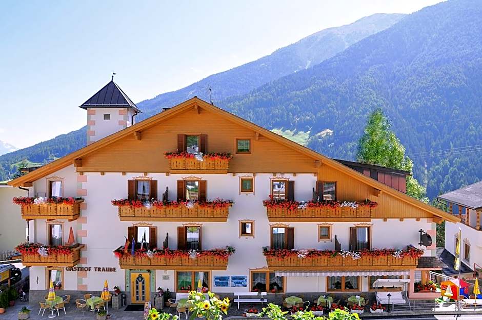 Hotel Traube - Stelvio