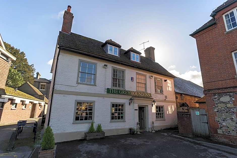 Greyhound Inn Wilton