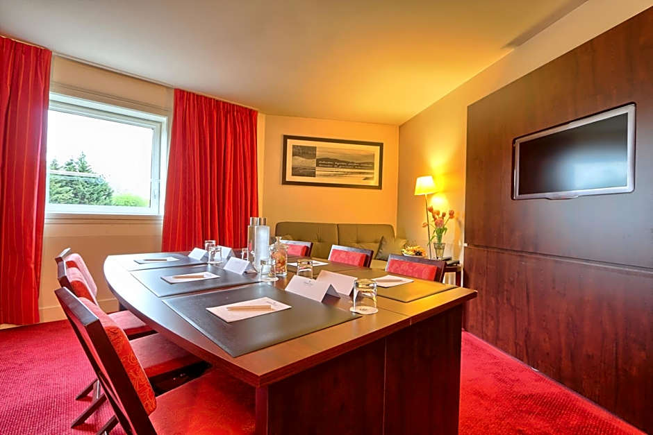 Golden Tulip Paris CDG Airport  Villepinte