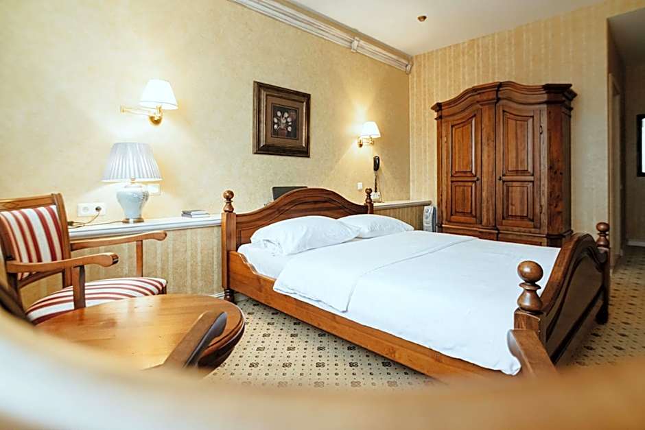 Piena muiža - Berghof Hotel & SPA