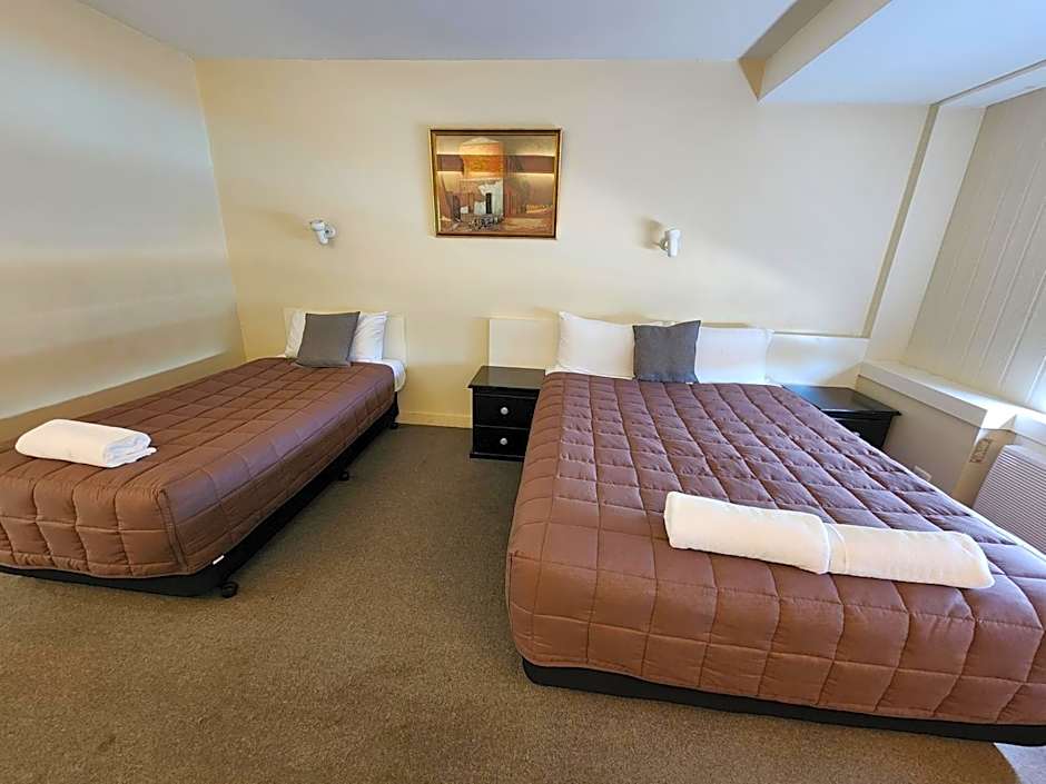 Hume Inn Motel