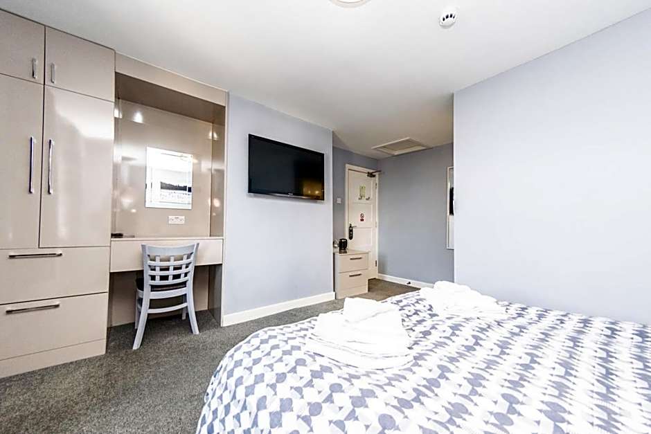 The Halfway House Inn