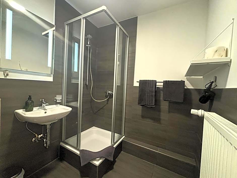 Boutique Hotel Q8 By Simplex