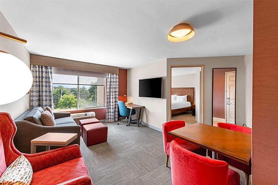 Hilton Garden Inn Overland Park