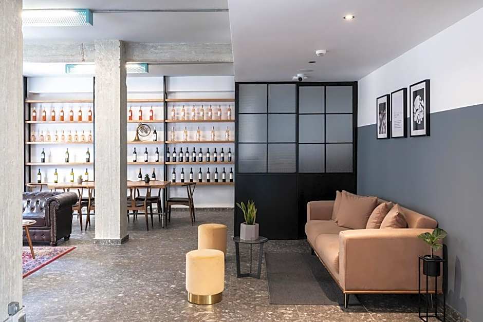 Play Theatrou Athens a member of Brown Hotels