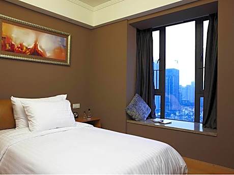 Boutique Two-Bedroom Apartment - 2 breakfast