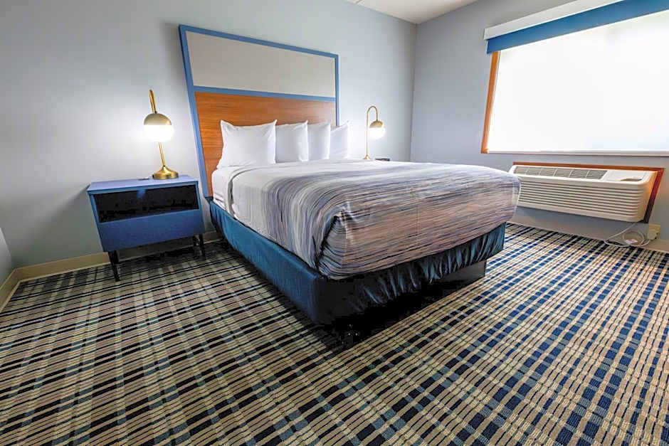 AmericInn by Wyndham Sturgeon Bay