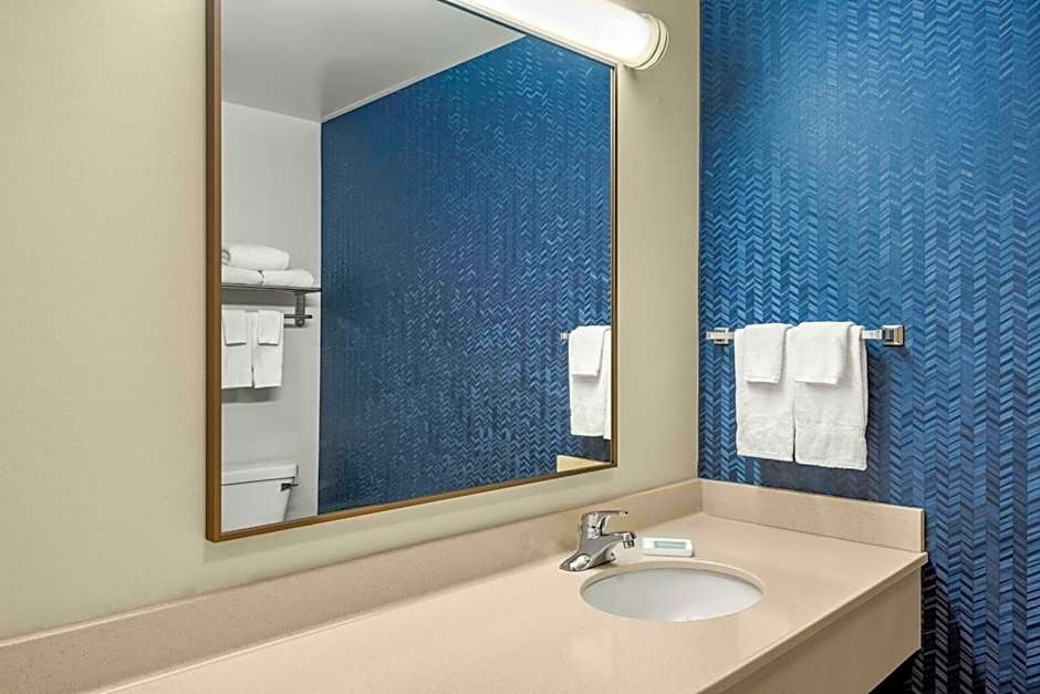 Fairfield Inn & Suites by Marriott Marion