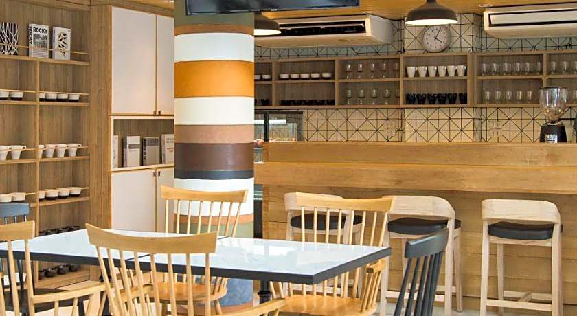 White Ivory Bed and Breakfast