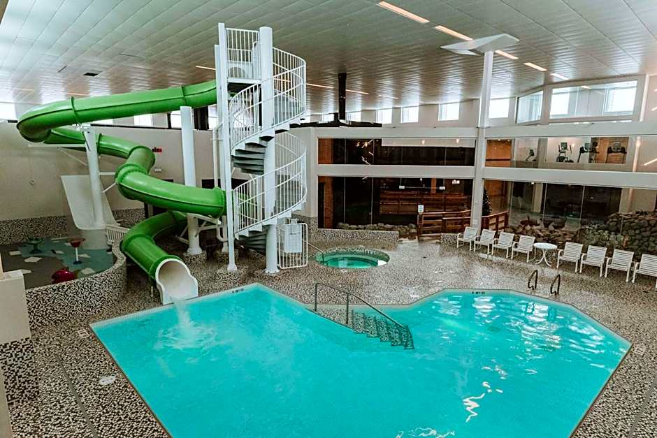 Coast Nisku Inn & Conference Centre