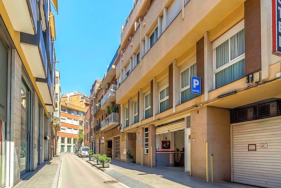Aparthotel Bertran