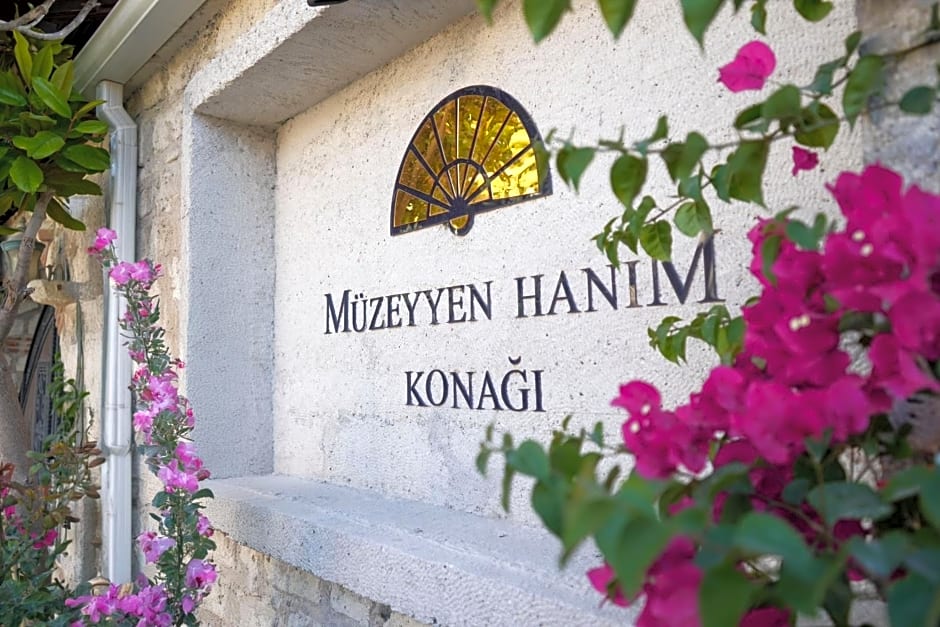 Müzeyyen Hanım Konağı Alaçatı