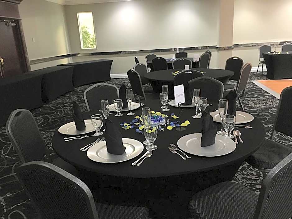 Clarion Inn Des Moines Airport