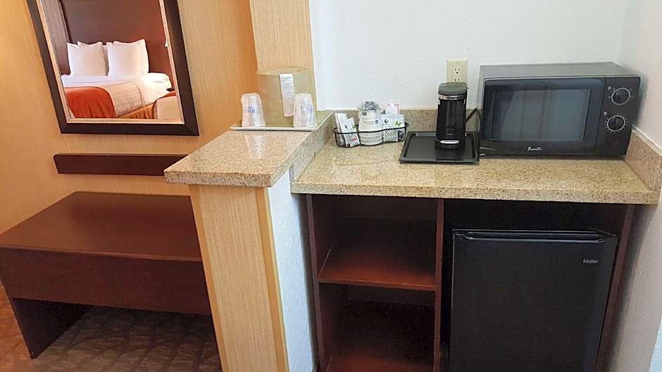 Best Western San Dimas Hotel & Suites