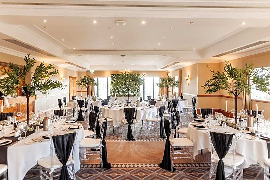 Best Western Plus Windmill Village Hotel