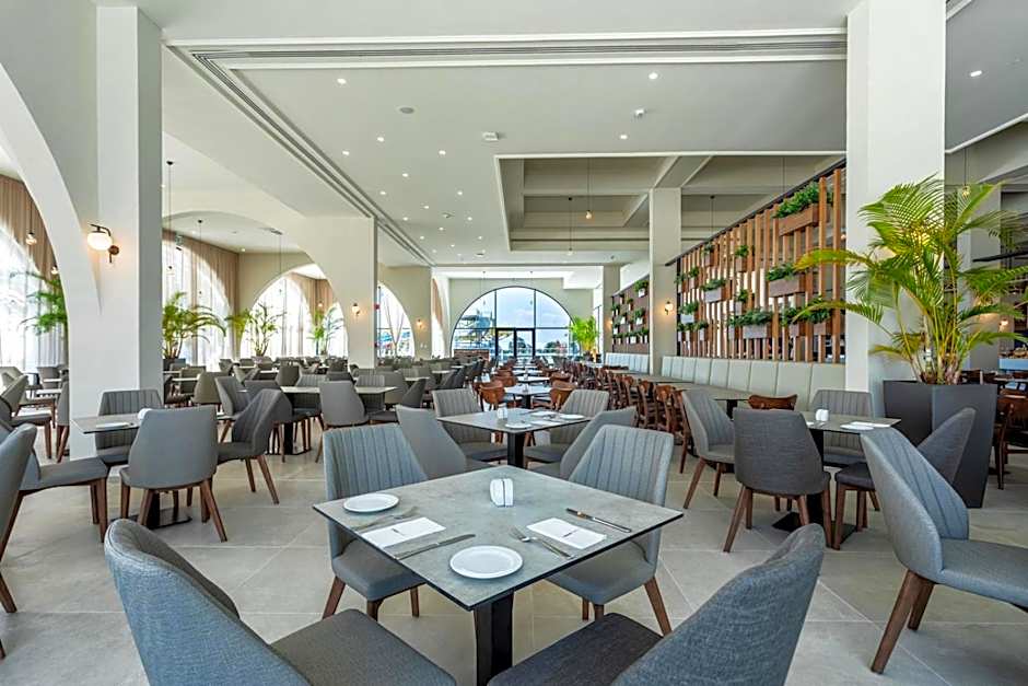 Louis Phaethon Beach