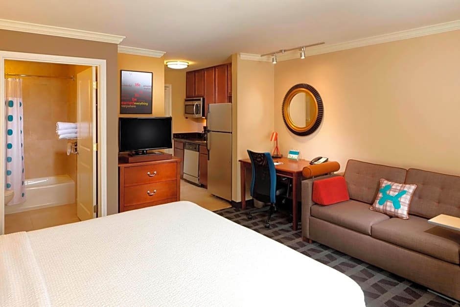 TownePlace Suites by Marriott Houston Intercontinental Airport