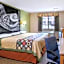 Super 8 by Wyndham Sherman