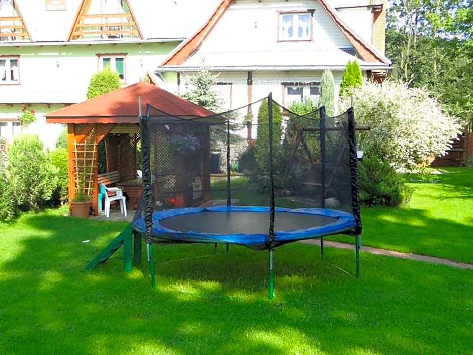 Dom Wypoczynkowy Trzy Sroczki