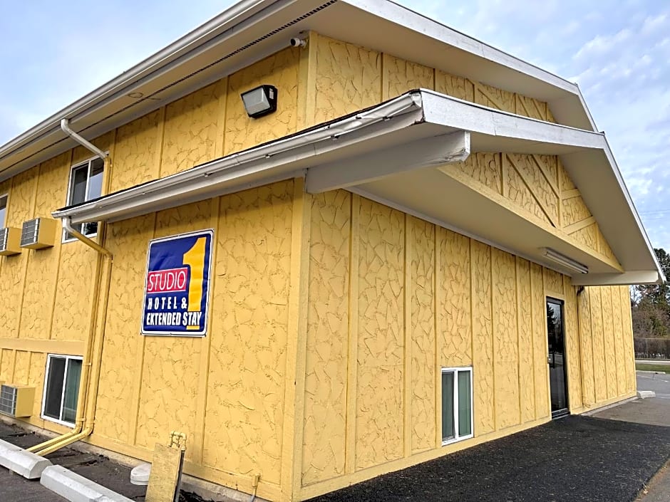 Studio 1 Hotel and Extended Stay Missoula