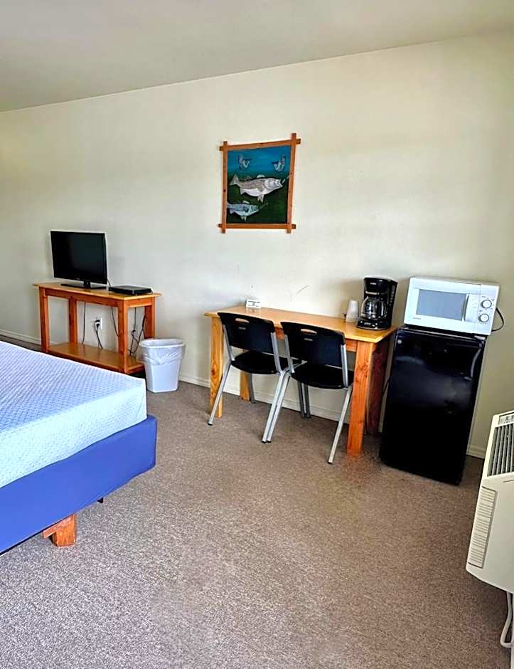 Lakeside Motel, Cabins and RV