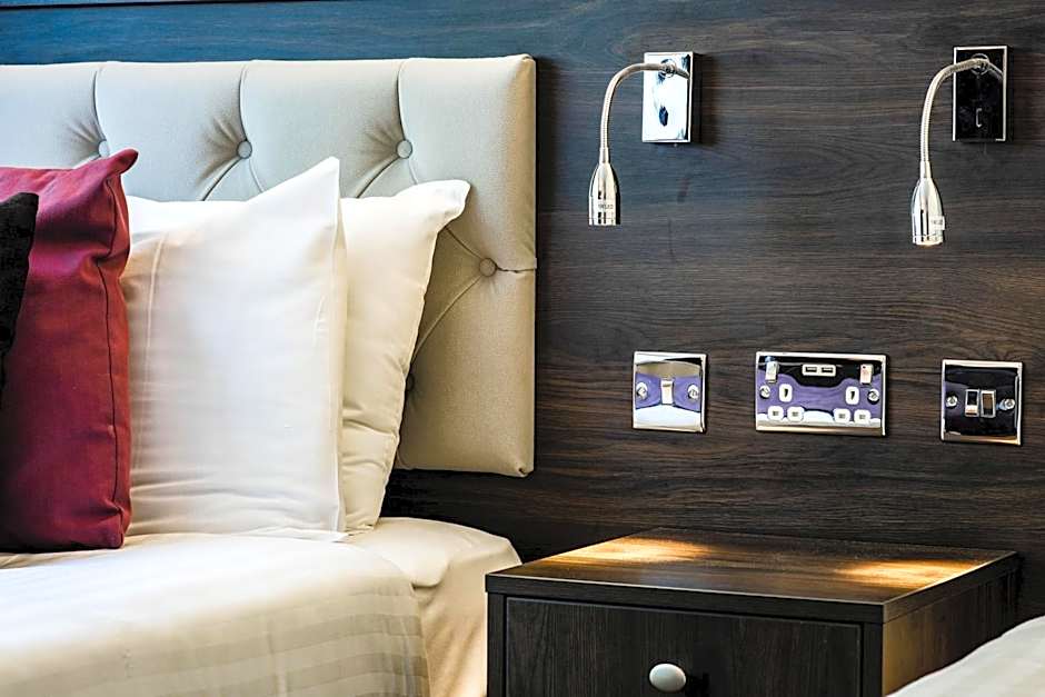 Southcrest Manor Hotel; BW Signature Collection