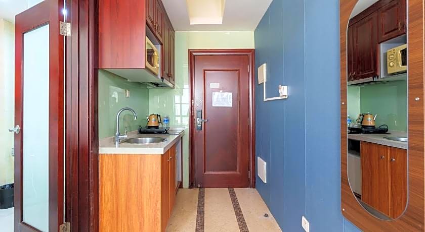 Sunny Apartment Of Grand Continental