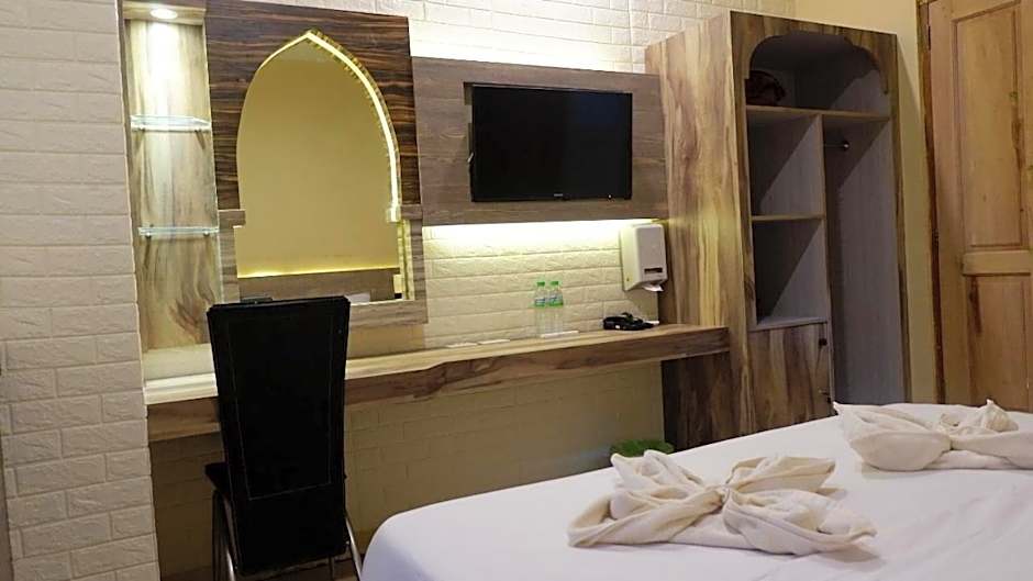 Hotel Syariah Larismanis