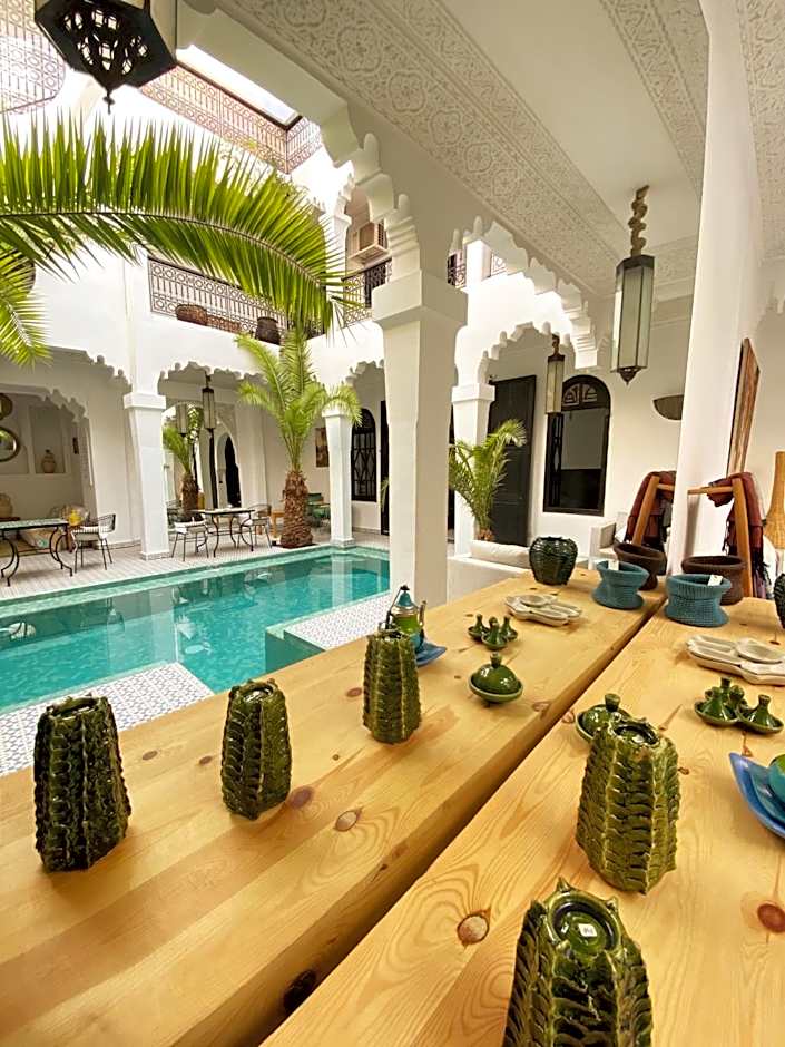 Riad Fabiola Et Spa By La Siredrah