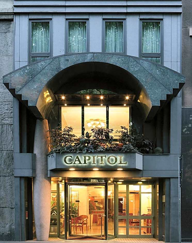 Hotel Capitol