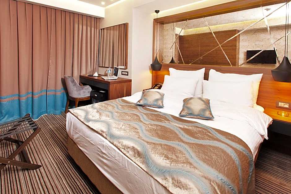 Artur Hotel