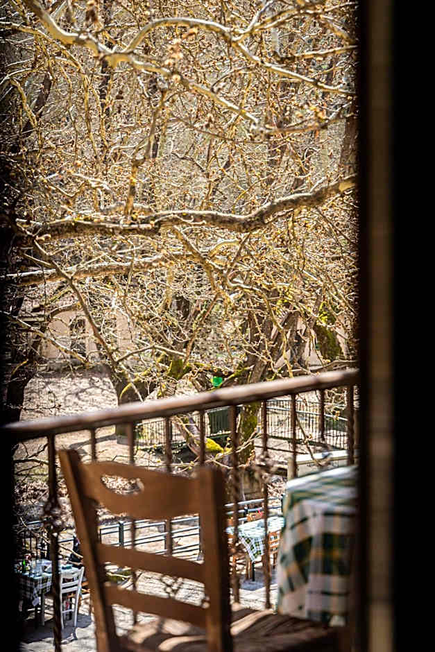 Mountain Hotels "Aroanides"