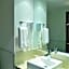 Real Colonia Hotel & Suites