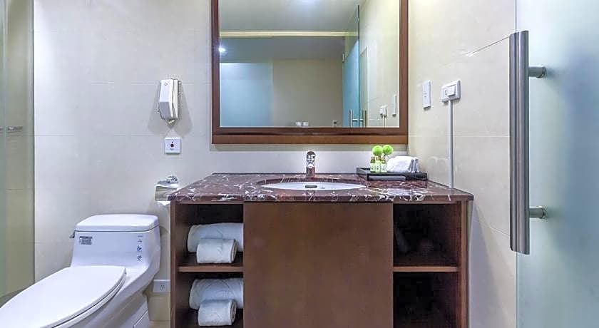 CHECK inn Taipei Neihu