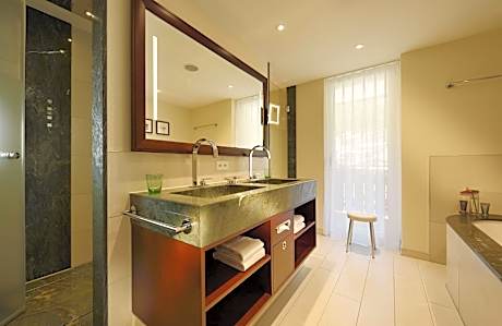 Junior Suite With Views